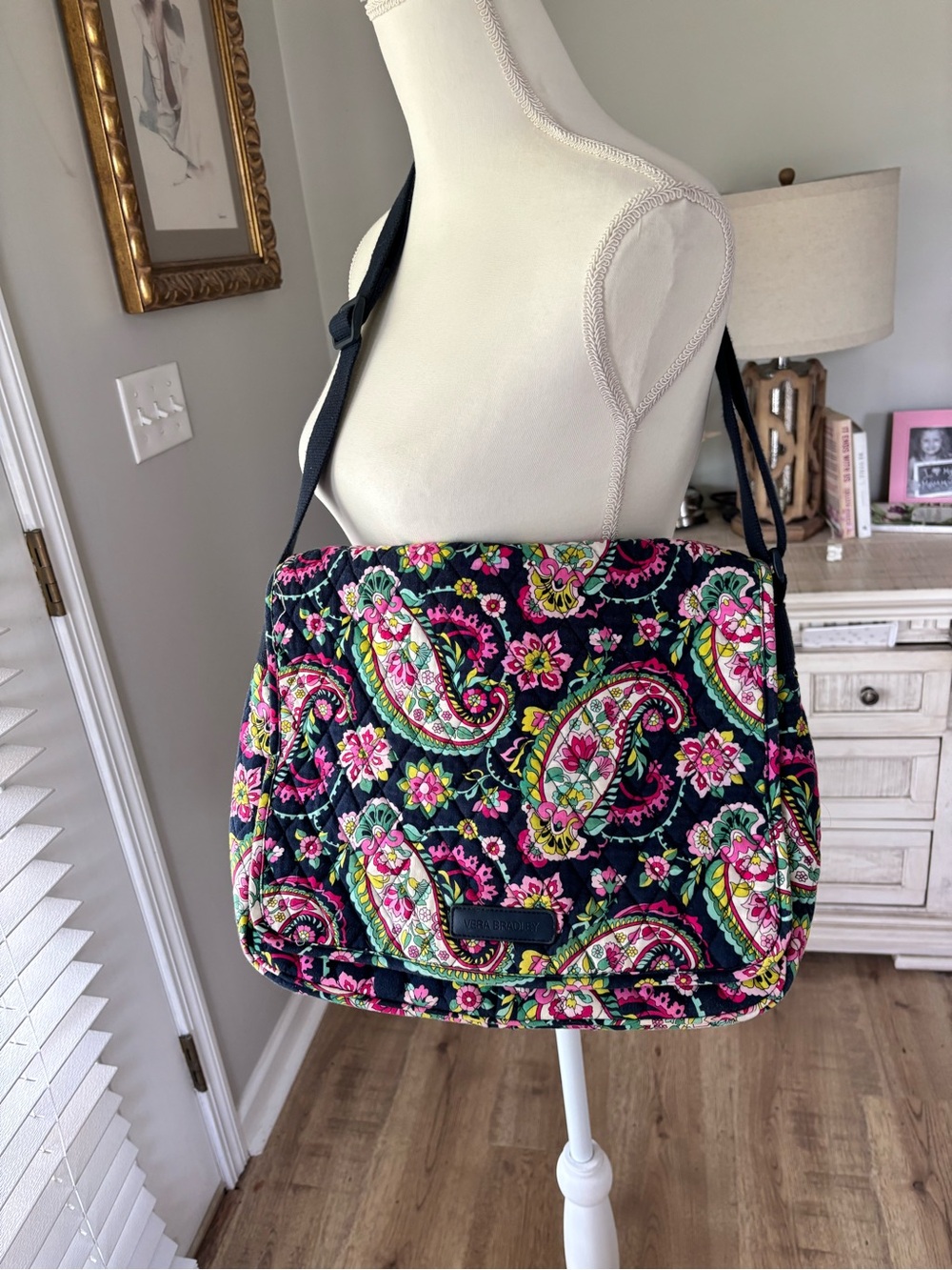 Vera Bradley Petal Paisley Messenger or Laptop bag EUC